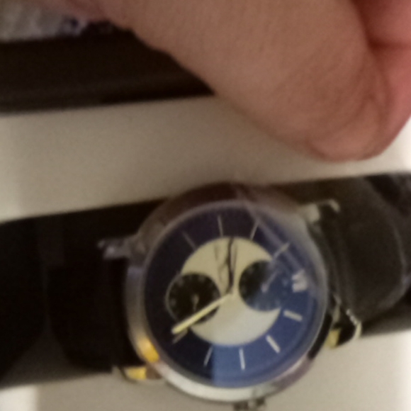 Lucien Piccard wrist watch new - Picture 4 of 6